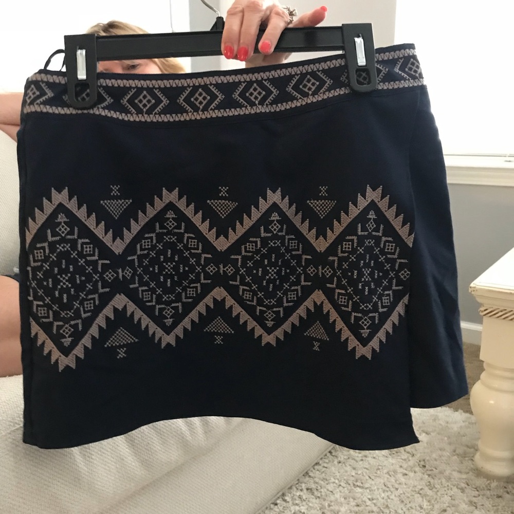 Navy blue skirt with pattern